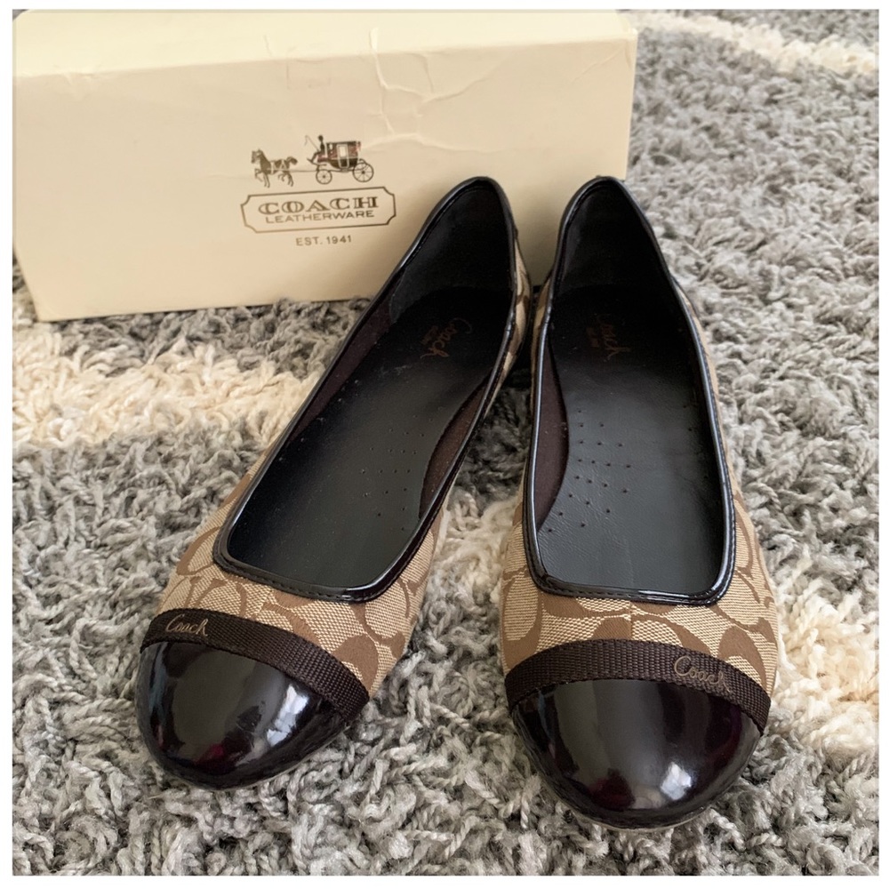 🥿 EUC Coach Khaki/Brown Cecile C Logo Flats 🥿
